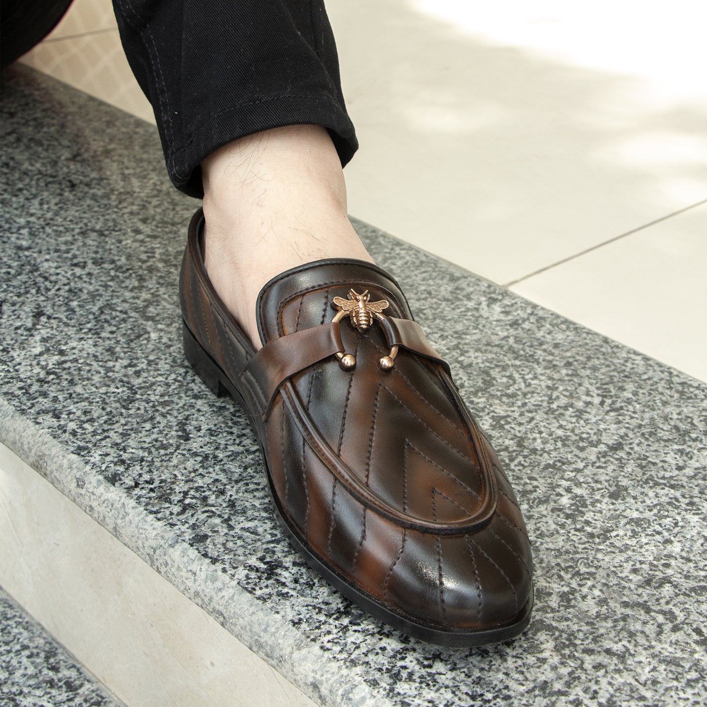 Artisans Handmade Stiched Lining Dark Coffee Leather Shoes - 25026