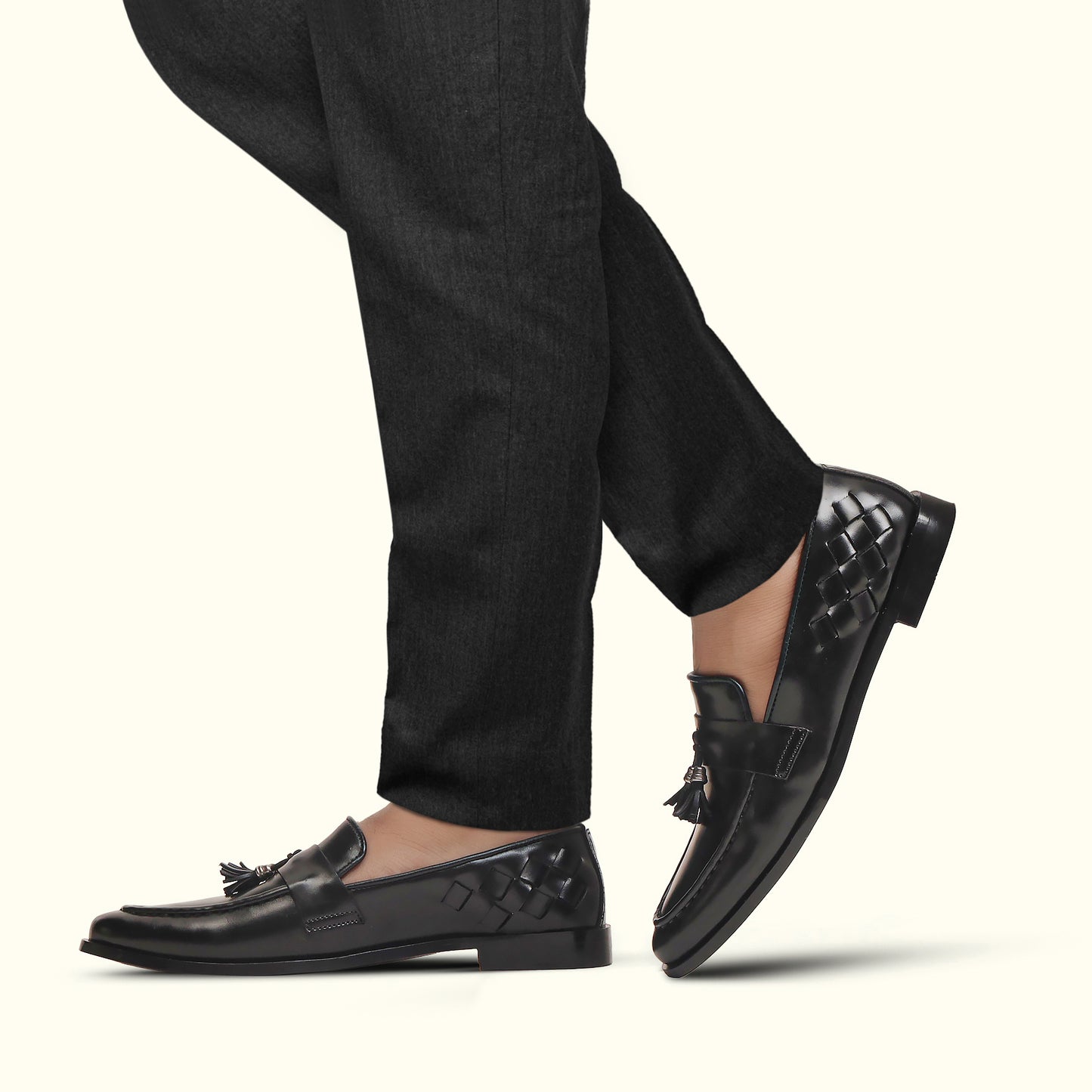 Artisans Handmade Leather Tassel Loafers - 25011