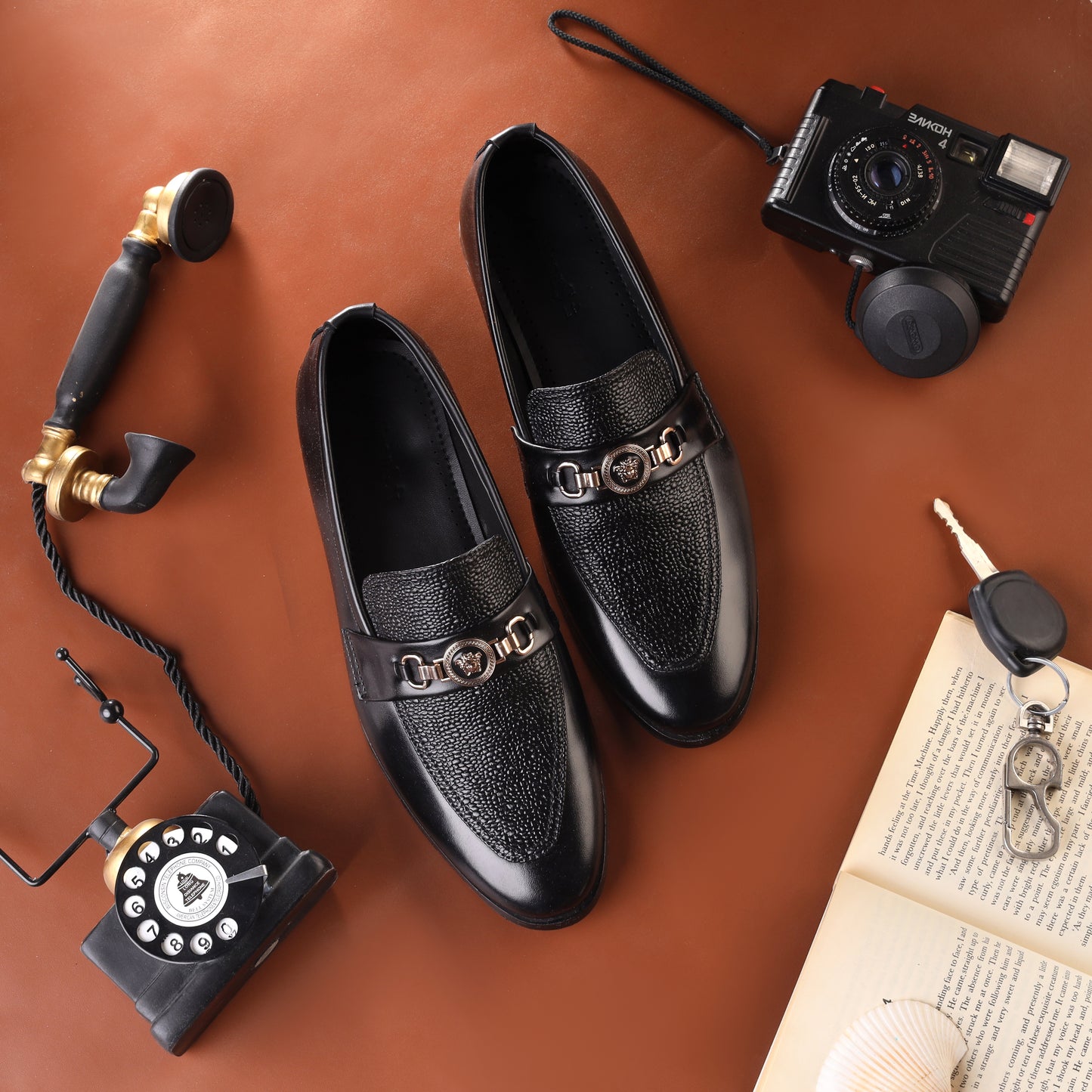 Artisans Handmade Metal Buckle Leather Loafers - 25013