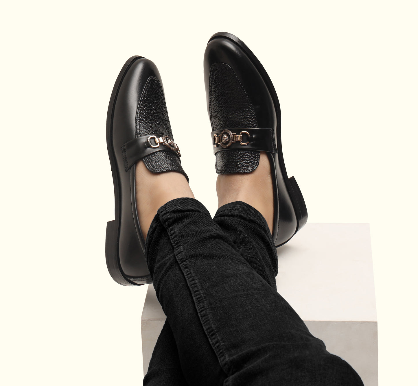 Artisans Handmade Metal Buckle Leather Loafers - 25013