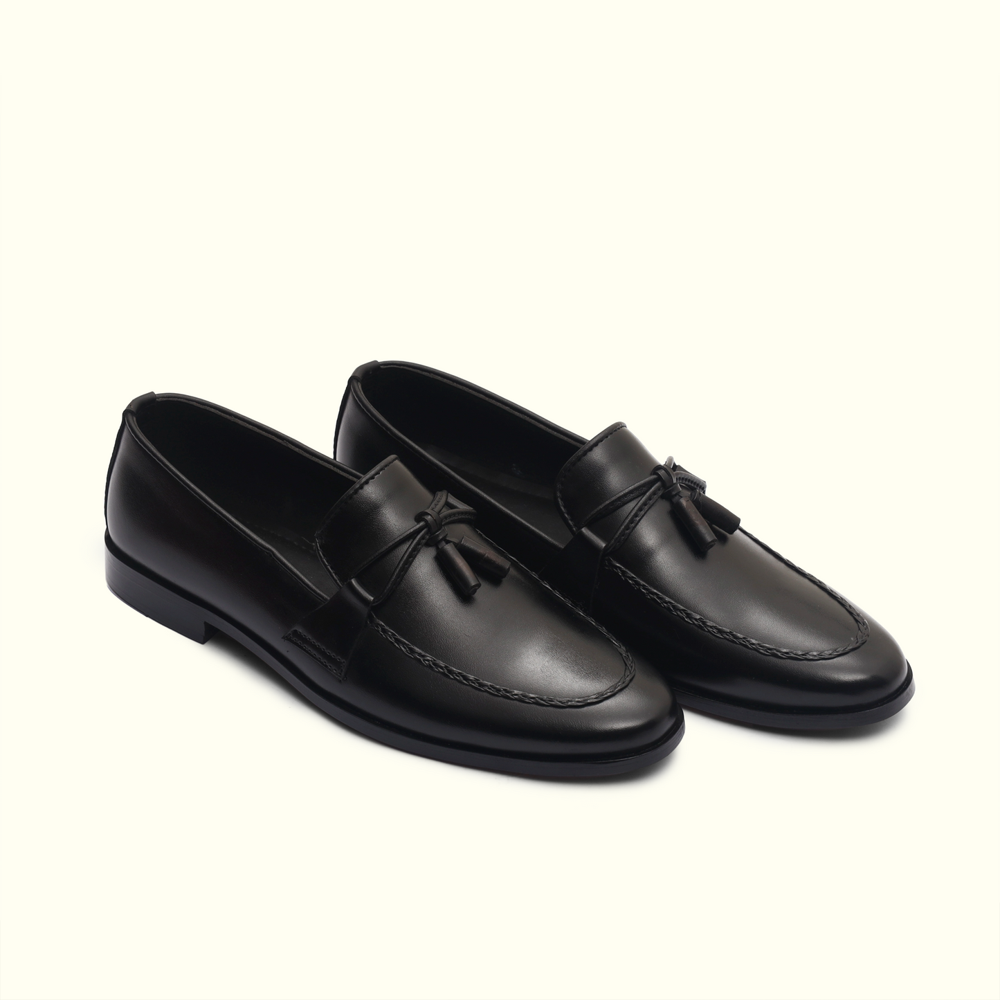 Artisans Handmade Leather Twisted Tassel Loafers - 25028