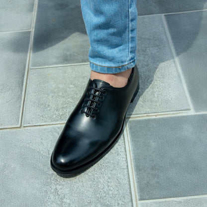 Artisans Handmade Classic Wholecut Shoes - 25049